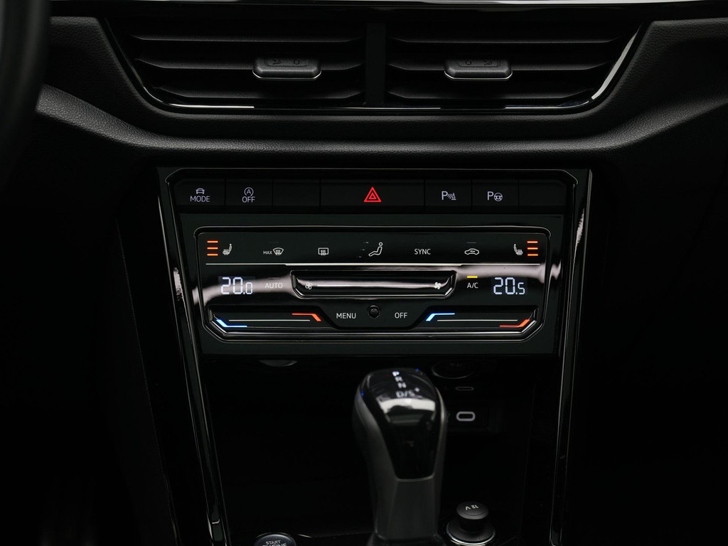 Volkswagen T-Roc (KVP42N) met abonnement
