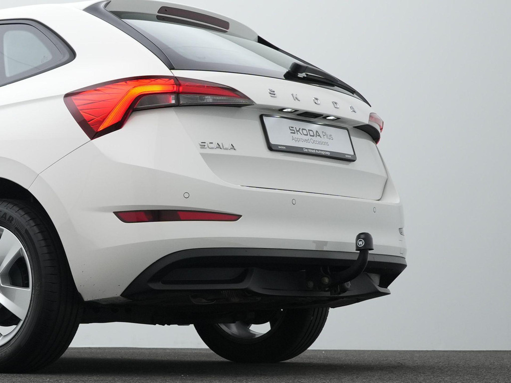 ŠKODA Scala (S391BG) met abonnement