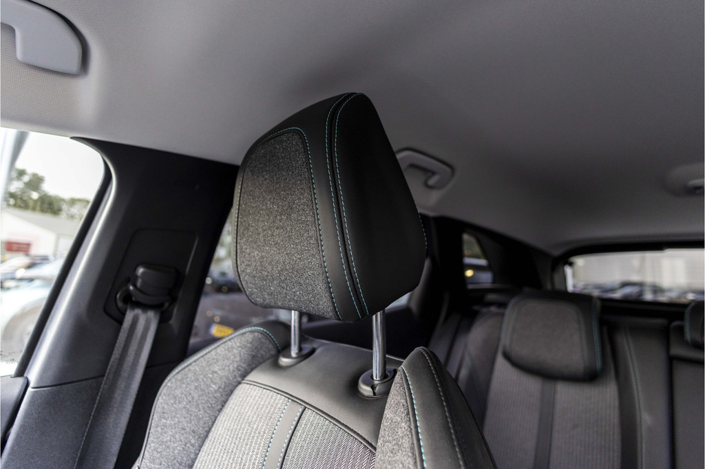 Peugeot 3008 (KVL58Z) met abonnement