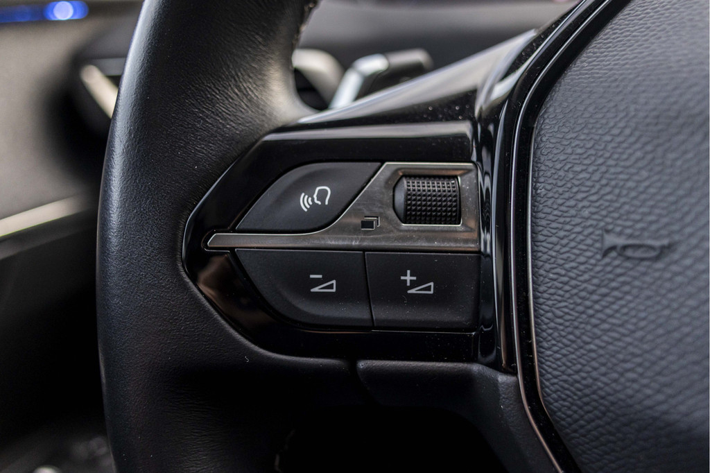 Peugeot 3008 (KVL58Z) met abonnement