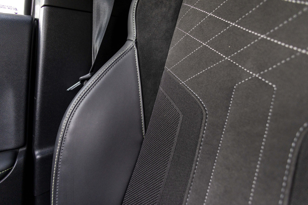 Peugeot 2008 (P377JK) met abonnement
