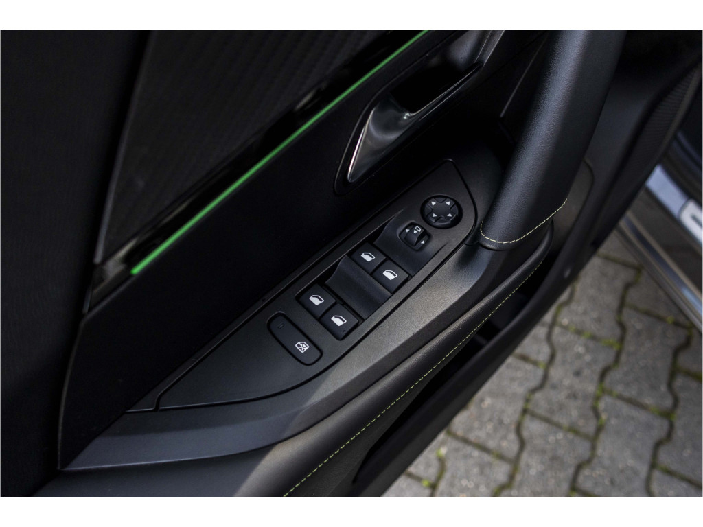 Peugeot 2008 (P377JK) met abonnement