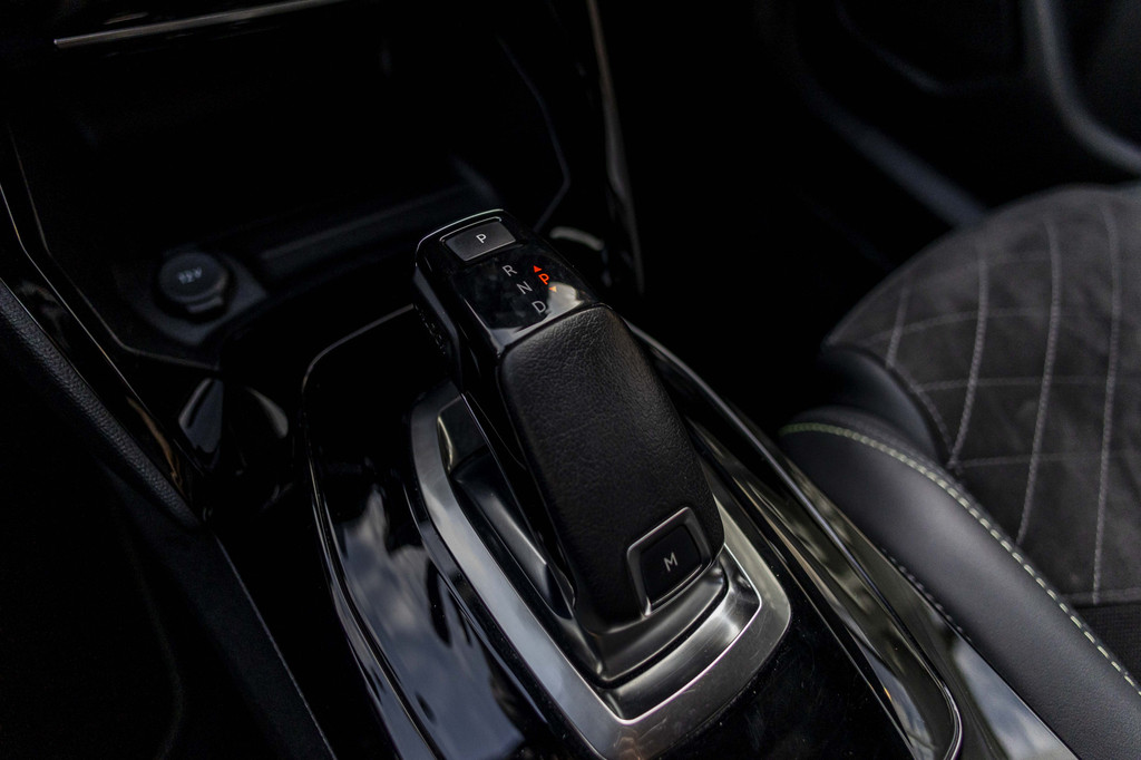 Peugeot 2008 (P377JK) met abonnement