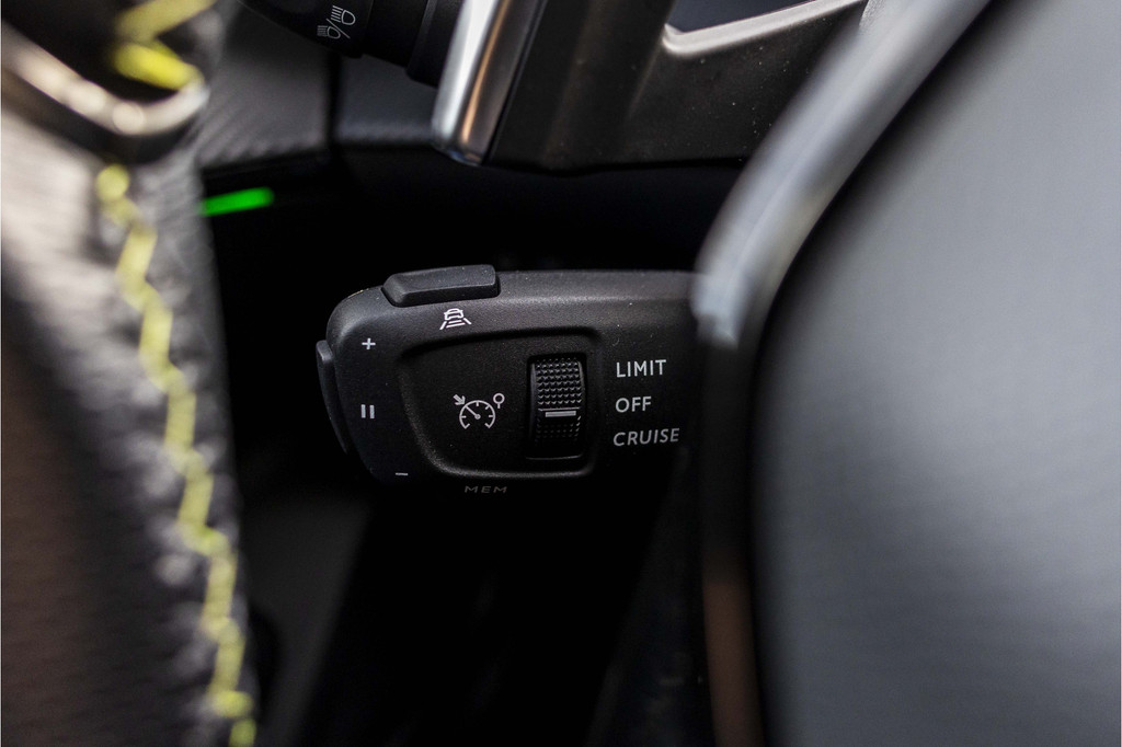 Peugeot 2008 (P377JK) met abonnement