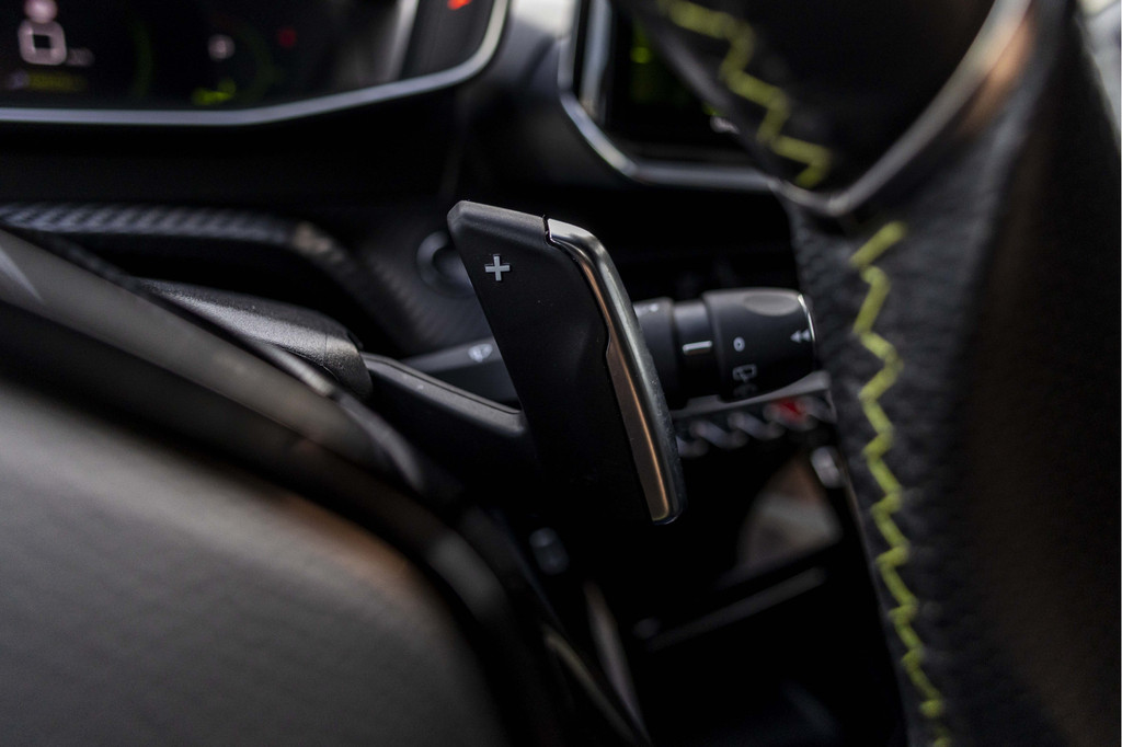 Peugeot 2008 (P377JK) met abonnement