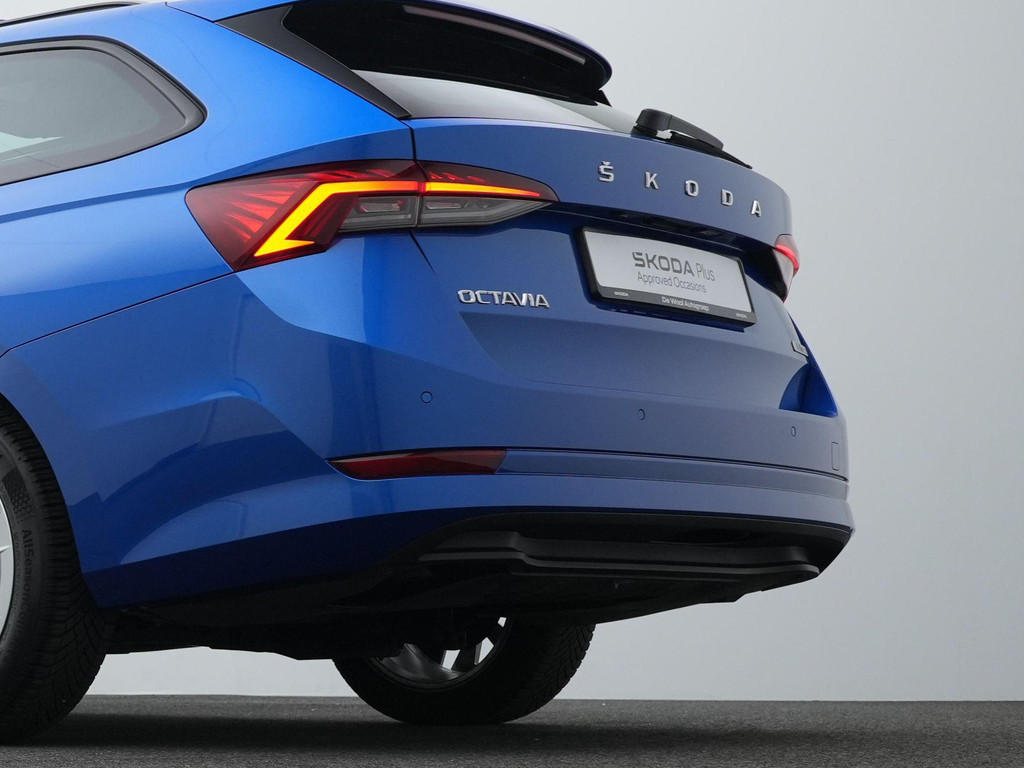 ŠKODA Octavia (X463LL) met abonnement