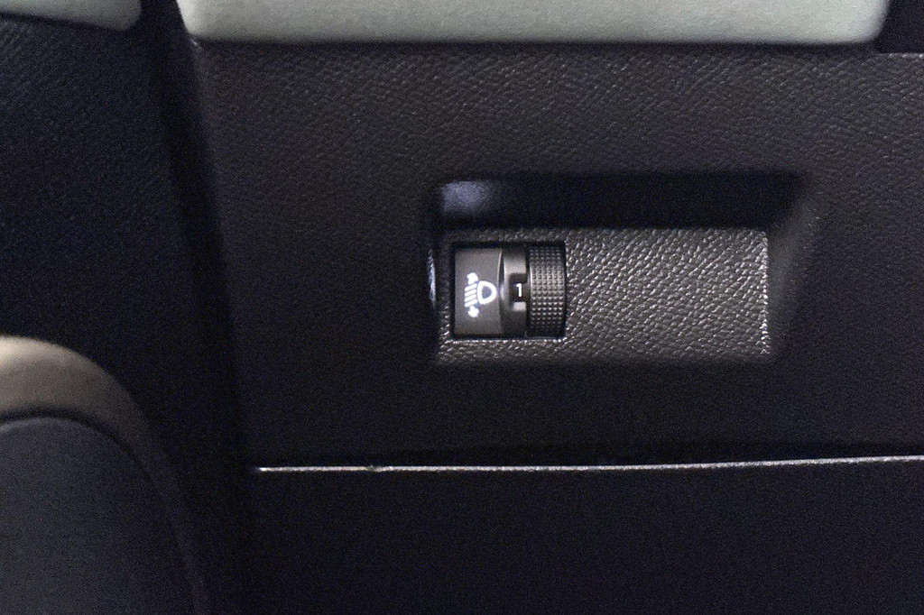 Lancia Ypsilon (HXF16L) met abonnement