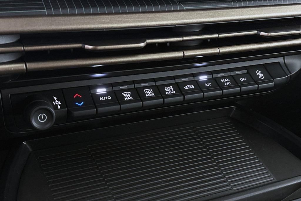Lancia Ypsilon (HXF16L) met abonnement