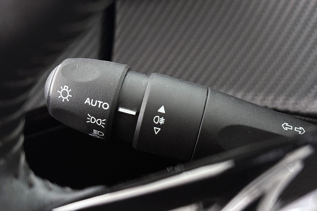 Peugeot 2008 (L306XP) met abonnement