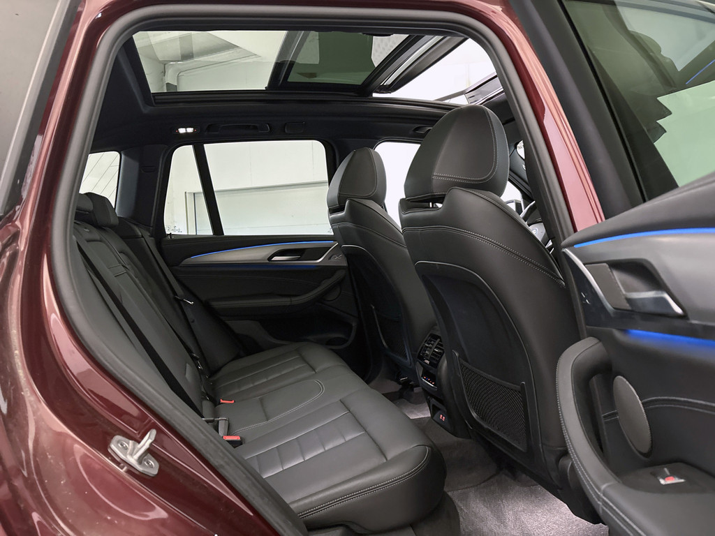 BMW iX3 (L252LB) met abonnement