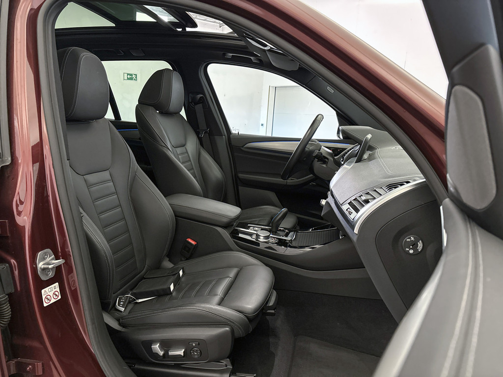 BMW iX3 (L252LB) met abonnement