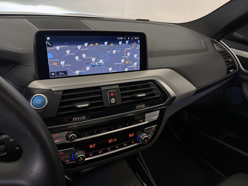 BMW iX3 (L252LB) met abonnement