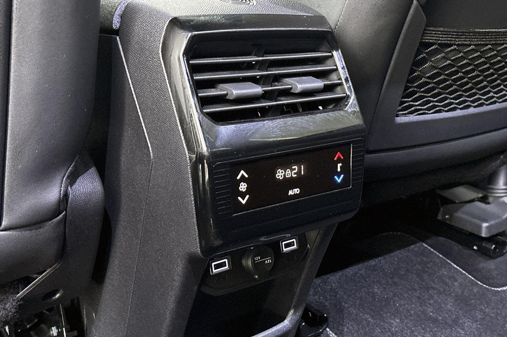 Peugeot 5008 (KFZ75P) met abonnement