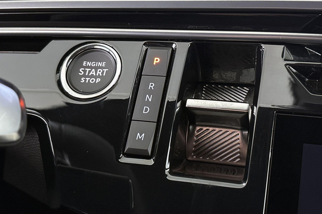 Peugeot 5008 (KFZ75P) met abonnement