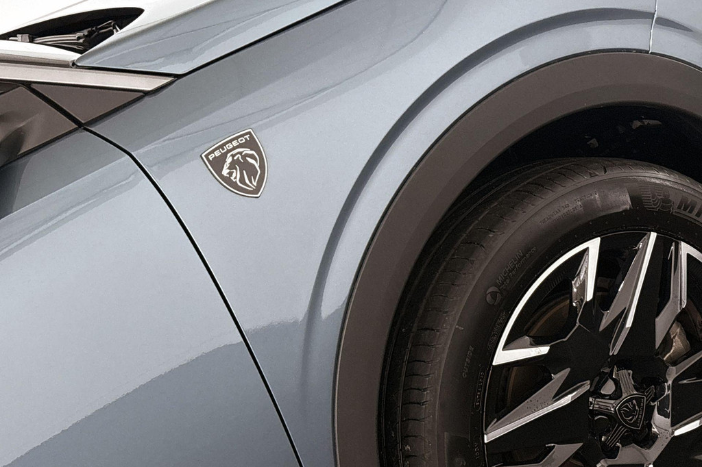 Peugeot 5008 (KFZ75P) met abonnement