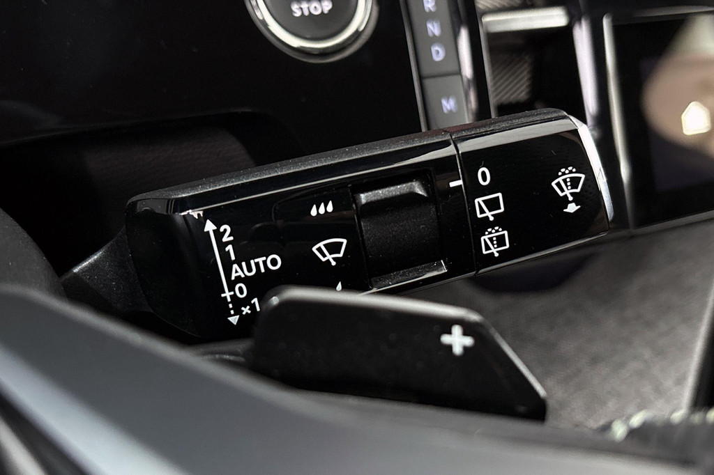 Peugeot 5008 (KFZ75P) met abonnement