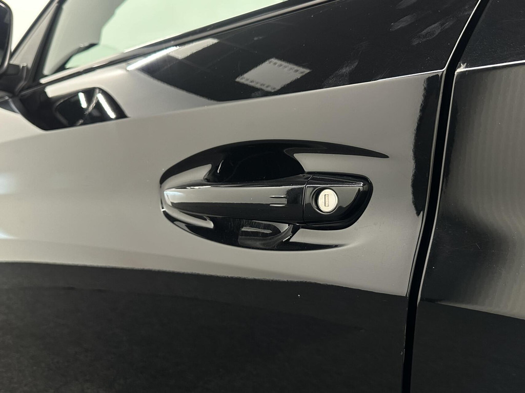 Peugeot 208 (HJG68J) met abonnement