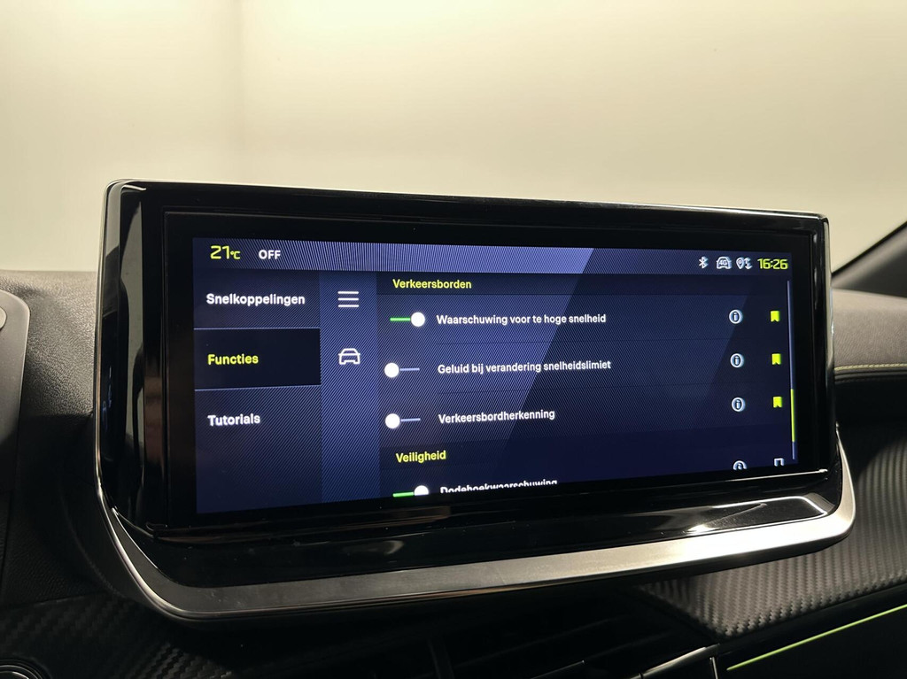 Peugeot 208 (HJG68J) met abonnement
