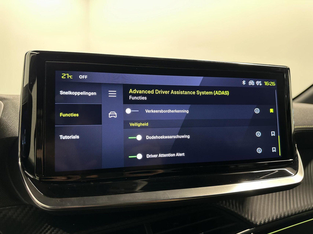 Peugeot 208 (HJG68J) met abonnement