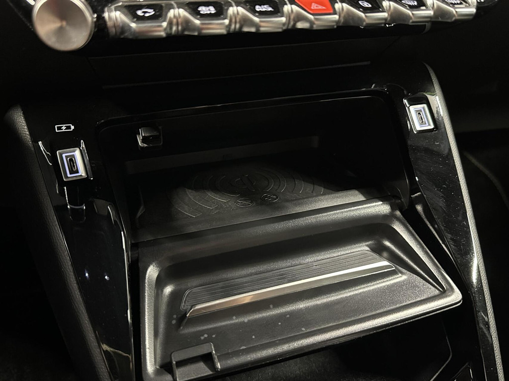 Peugeot 208 (HJG68J) met abonnement