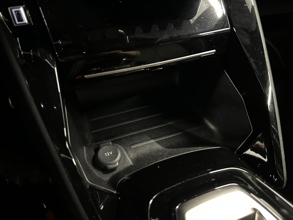 Peugeot 208 (HJG68J) met abonnement