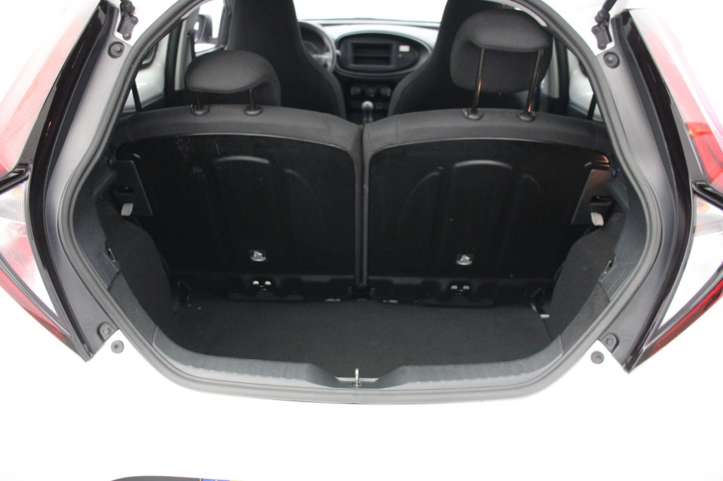 Toyota Aygo X (T528GP) met abonnement