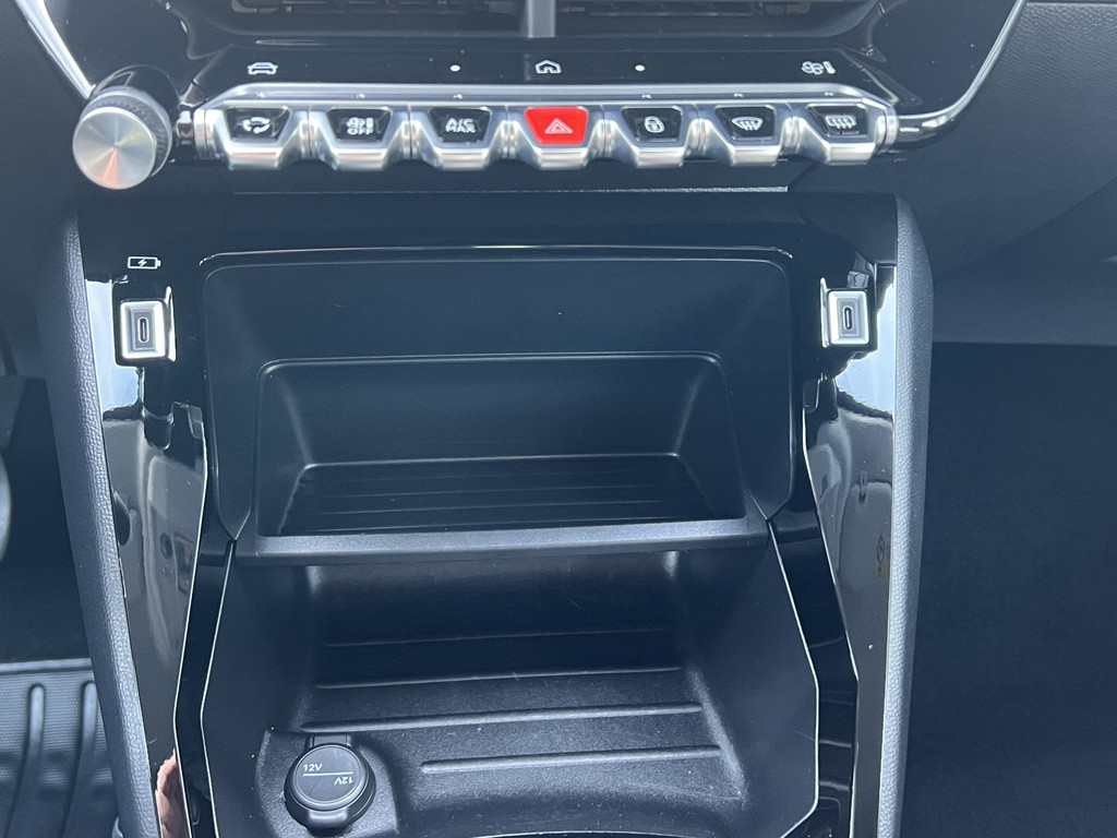 Peugeot 208 (JVP06F) met abonnement