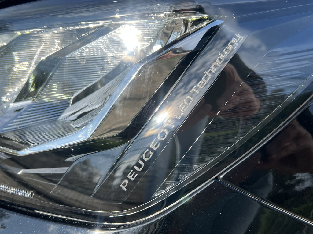 Peugeot 208 (JVP06F) met abonnement