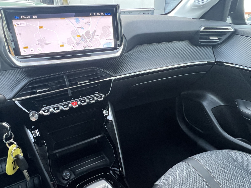 Peugeot 208 (JVP06F) met abonnement