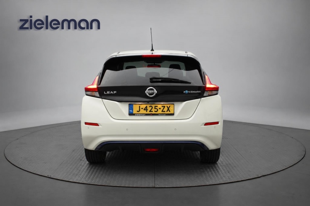 Nissan Leaf (J425ZX) met abonnement