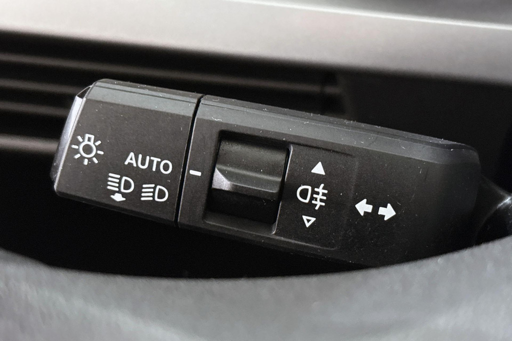 Opel Frontera (JBS91N) met abonnement