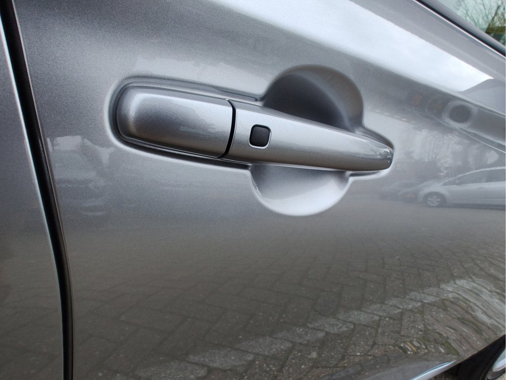 Suzuki Swift (KTS26Z) met abonnement