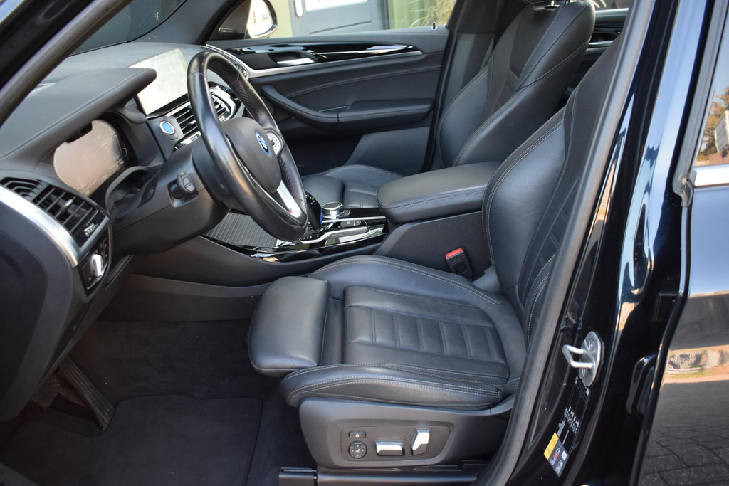 BMW iX3 (N029TH) met abonnement