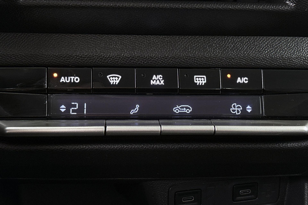 Opel Frontera (JFD45F) met abonnement