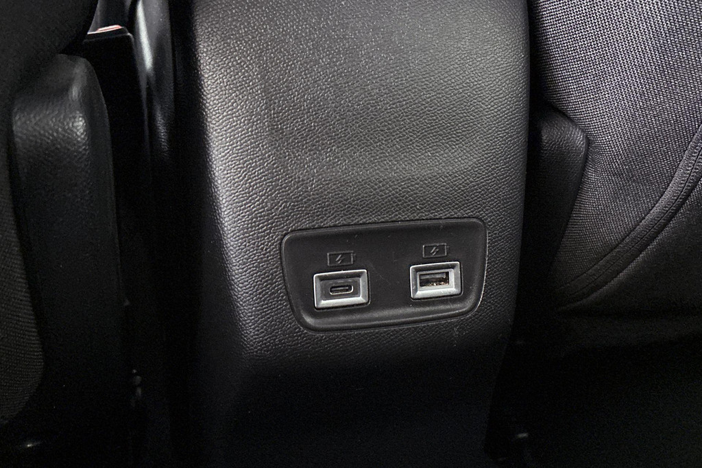 Peugeot 208 (HGJ76F) met abonnement