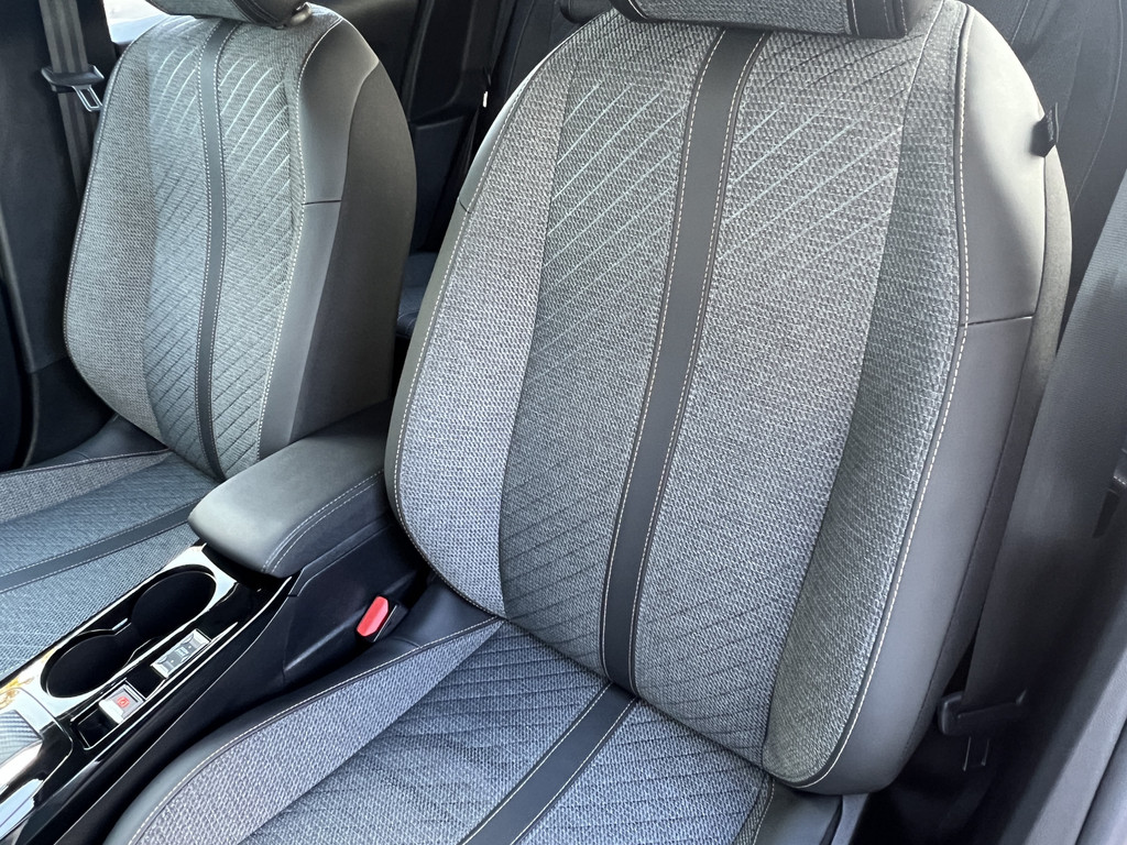 Peugeot 208 (JVL77K) met abonnement