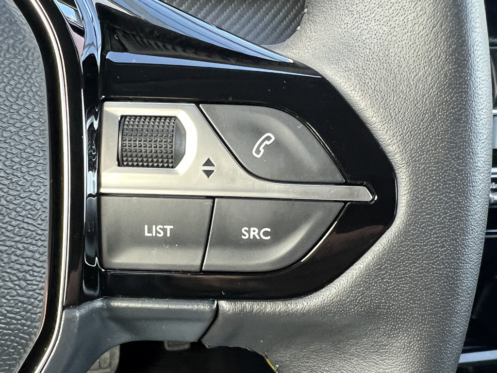 Peugeot 208 (JVL77K) met abonnement
