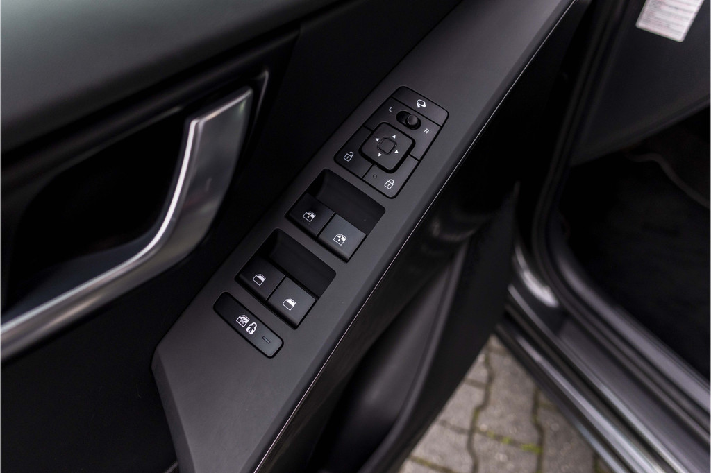Kia Niro (KXF48T) met abonnement