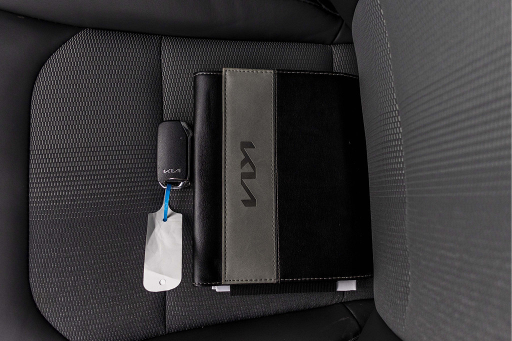Kia Niro (KXF48T) met abonnement
