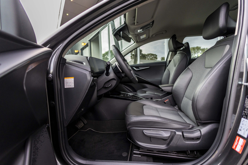 Kia Niro (KXF48T) met abonnement