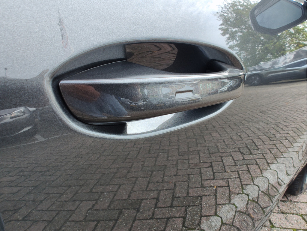 Ford Capri (NBH82G) met abonnement
