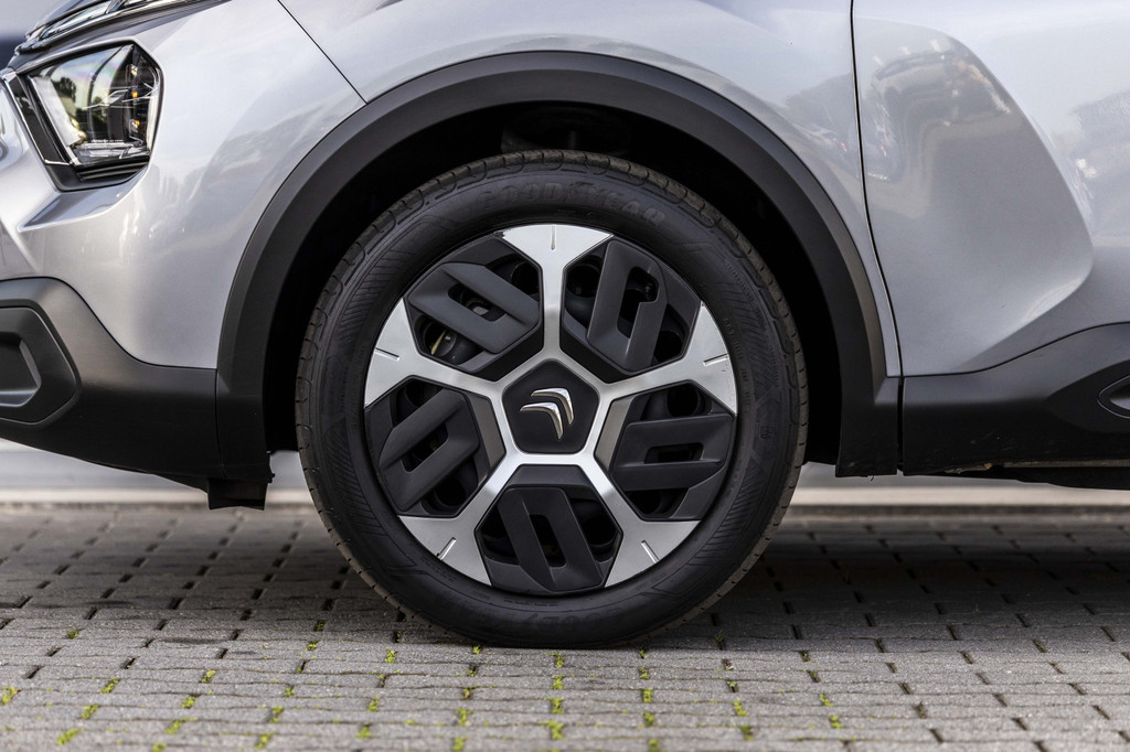 Citroën Ë-C4 (Z831RN) met abonnement
