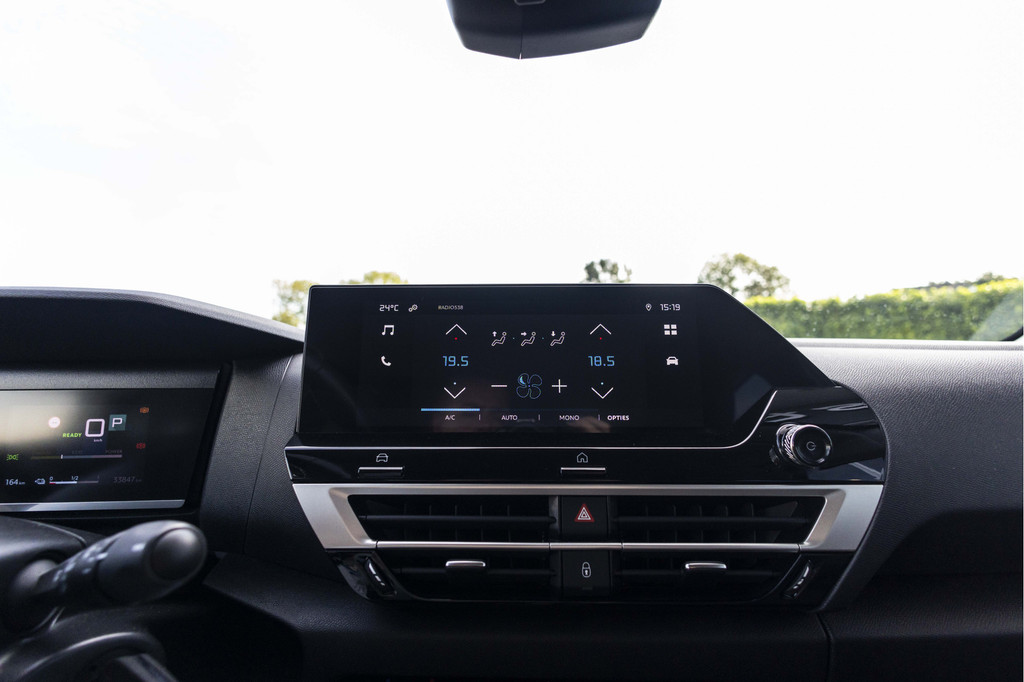 Citroën Ë-C4 (Z831RN) met abonnement