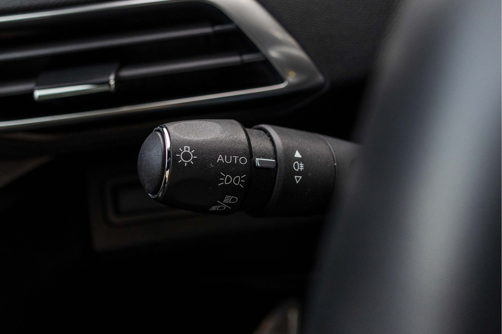 Peugeot 5008 (L740SV) met abonnement