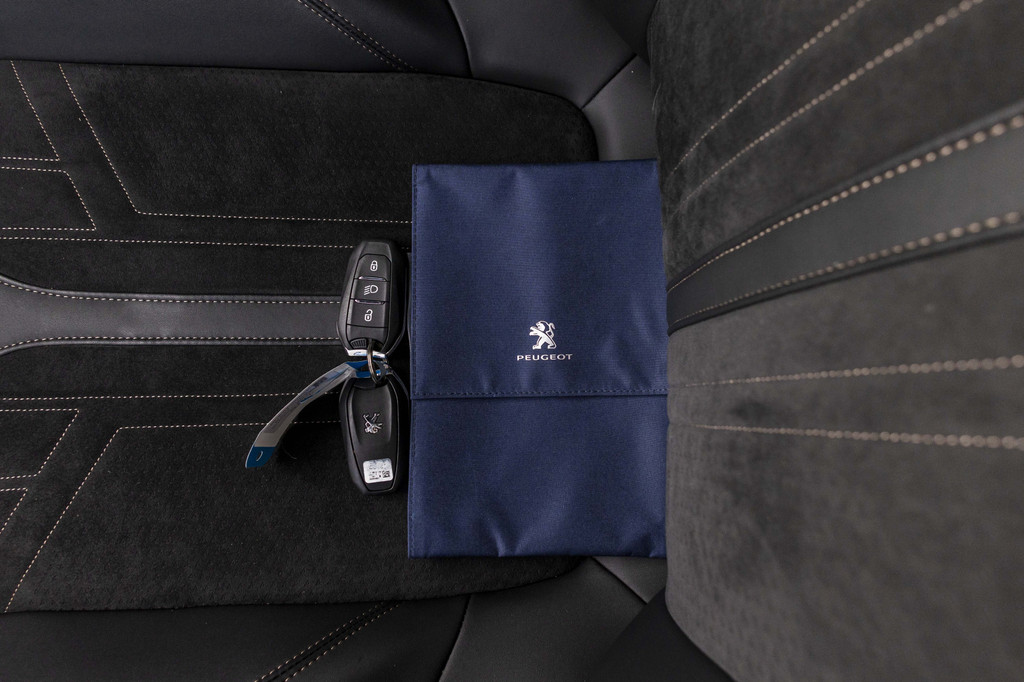 Peugeot 5008 (L740SV) met abonnement