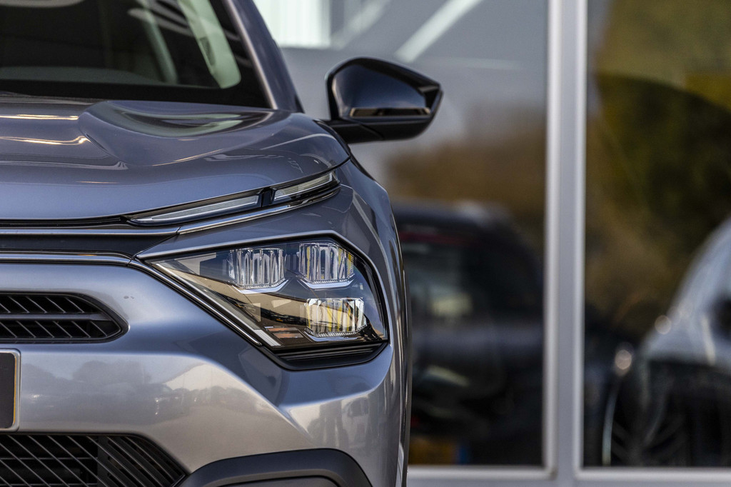 Citroën Ë-C4 (Z798DD) met abonnement