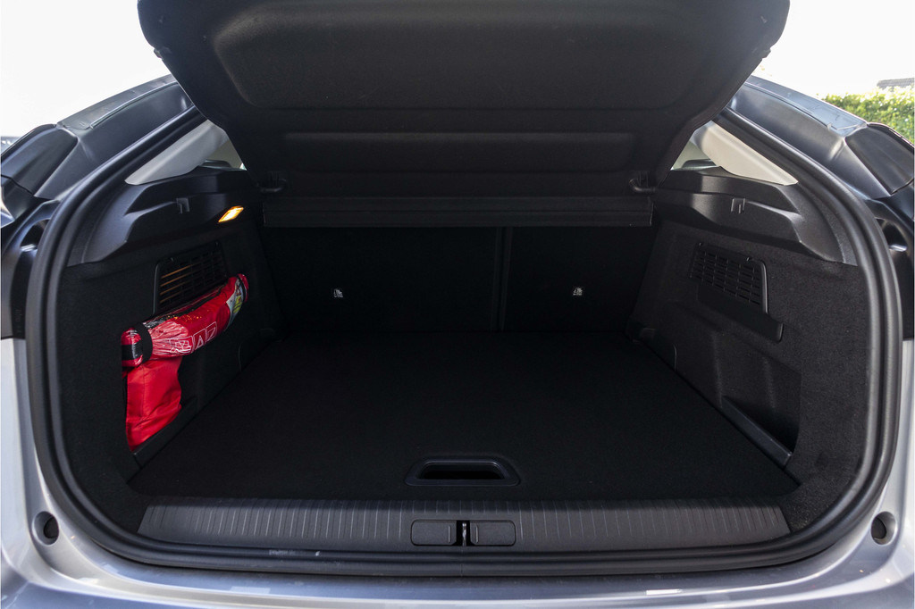 Citroën Ë-C4 (Z798DD) met abonnement