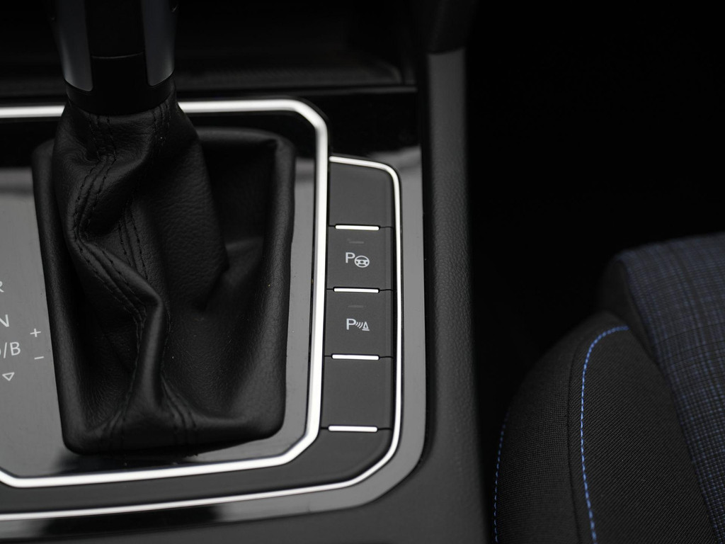 Volkswagen Passat (KTV78X) met abonnement