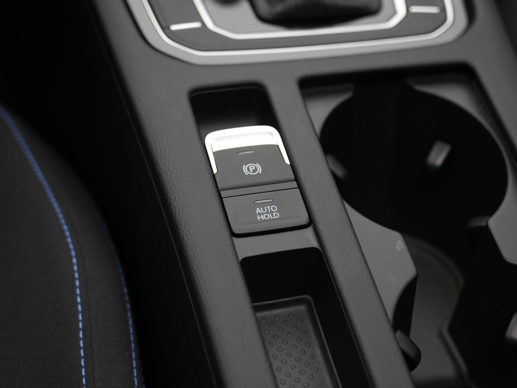 Volkswagen Passat (KTV78X) met abonnement