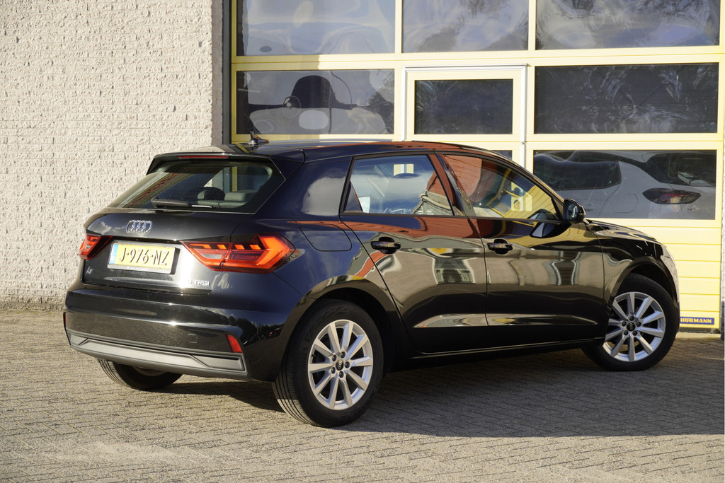 Audi A1 (J976NZ) met abonnement